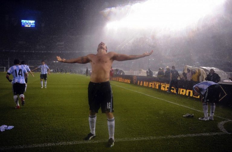 Throwback Thursday:Martin Palermo Saves Argentina vs Peru 2009