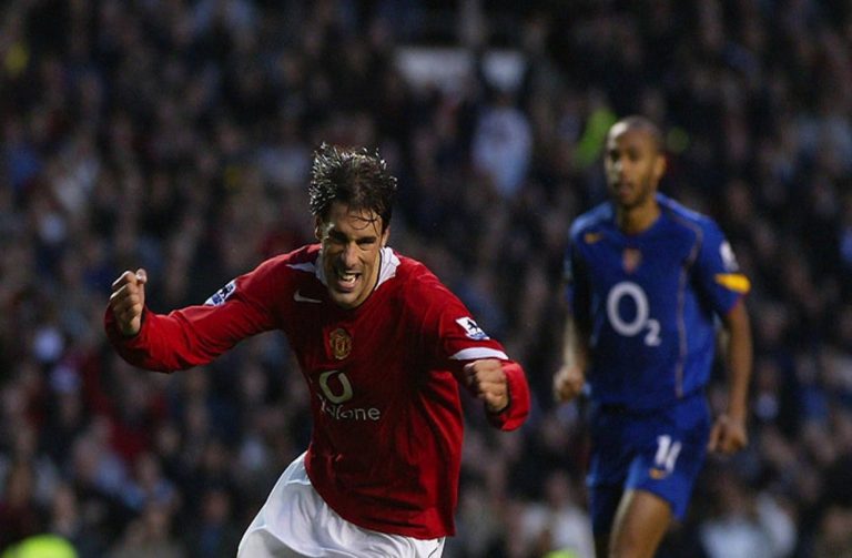 Throwback Thursday: United End Arsenal’s Unbeaten Run