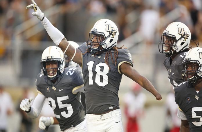 Shaquem Griffin Bench Press