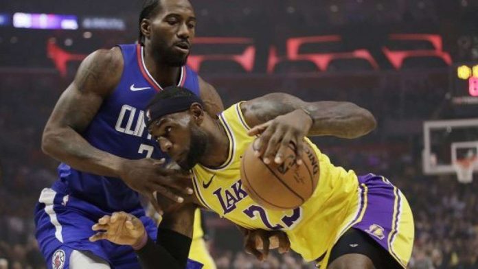 Headband Lakers LeBron James vs Clippers Kawhi Leonard