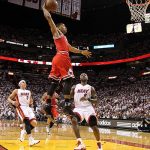 Derrick Rose dunking